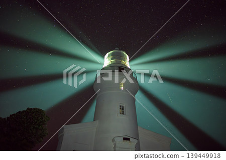 Yakushima Lighthouse: Light dancing in the night sky (Autumn) Yakushima Lighthouse: Light dancing in the night sky (Autumn) 139449918