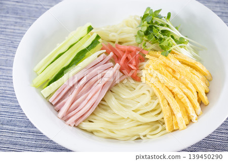 chilled Chinese noodles chilled Chinese noodles 139450290