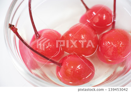 Cherry in syrup Cherry in syrup 139453042
