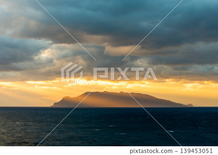 Sunset view of Kuchinoerabu Island from Yakushima (winter) Sunset view of Kuchinoerabu Island from Yakushima (winter) 139453051