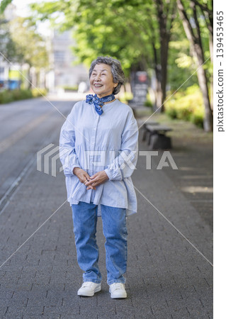 A smiling senior woman 139453465