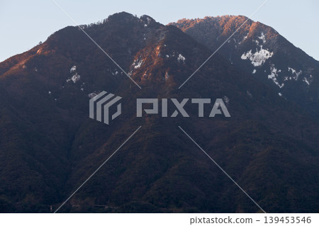 屋久島，海上阿爾卑斯山：黎明（冬季） 139453546