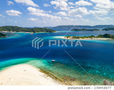 Drone footage of Kabi Island, an uninhabited island off Zamami Island. Aka Island, Kerama Islands, Shimajiri District, Okinawa Prefecture 2025 Drone footage of Kabi Island, an uninhabited island off Zamami Island. Aka Island, Kerama Islands, Shimajiri District, Okinawa Prefecture 2025 139458077