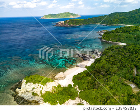 Drone footage of Hizushi Beach on Aka Island. Aka Island, Kerama Islands, Shimajiri District, Okinawa Prefecture 2025 139458832