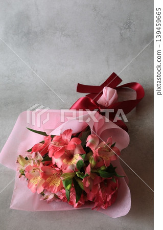 A bouquet of alstroemeria A bouquet of alstroemeria 139459665