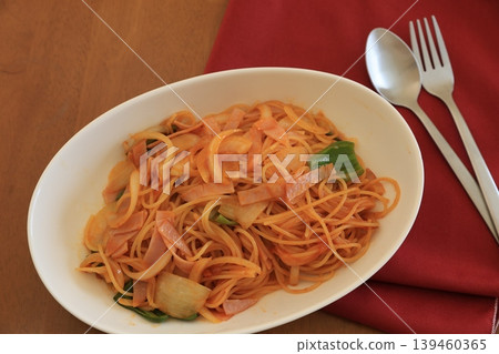 Napolitan spaghetti 139460365