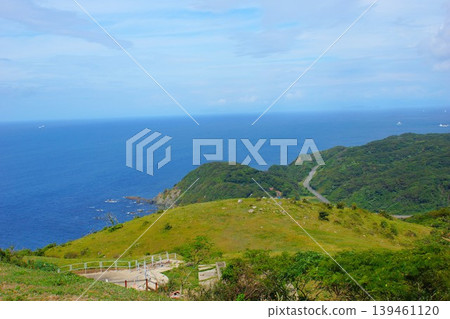 從原砲台遺址眺望宗像大島。 從原砲台遺址眺望宗像大島。 139461120