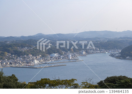 從壁島市觀風山公園眺望吹吹市。 從壁島市觀風山公園眺望吹吹市。 139464135