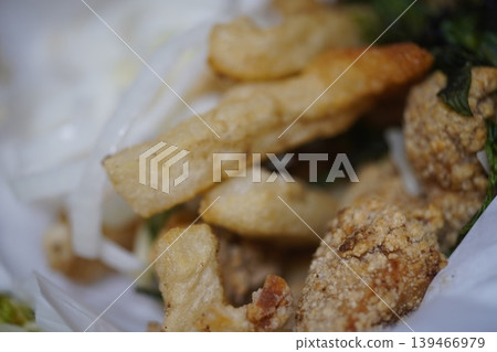 Salt crispy chicken Salt crispy chicken 139466979