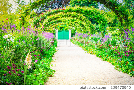 Gverny green garden gallery Gverny green garden gallery 139470940