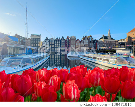 bike on canal ring, Amsterdam bike on canal ring, Amsterdam 139471915
