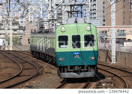 [京阪] 2200系～復興塗裝～準急（京阪本線：西山莊站） 139476442