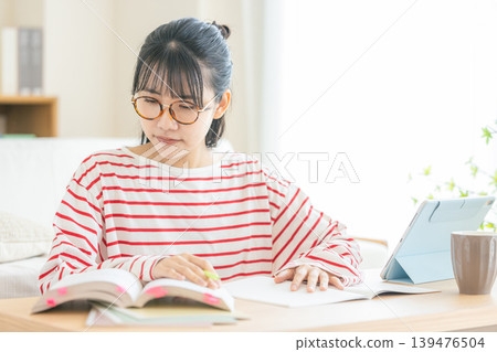 一個學歷的女人 139476504
