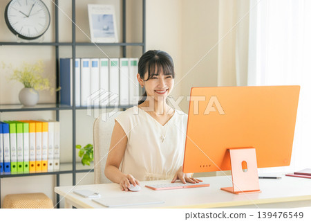 Engineers working in stylish workplaces 139476549