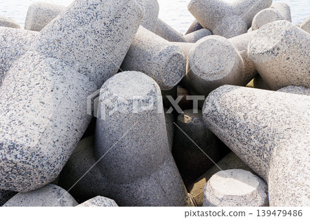 Tetrapods at Uozumi Fishing Port in Akashi City (Hyogo Prefecture) 139479486