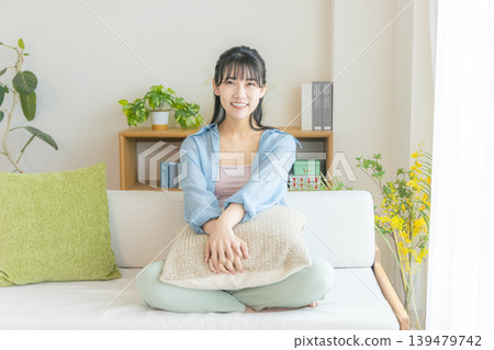 在家放鬆一個的少婦 139479742