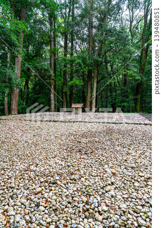 【三重縣】伊勢神宮內殿的古老神社遺址，周圍自然風光優美。 139480851