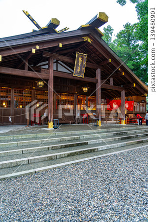 [Mie Prefecture] Sarutahiko Shrine in Ise, with its impressive and dignified main hall. 139480901
