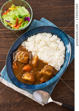 Home-style curry rice with pork and potatoes Home-style curry rice with pork and potatoes 139481084