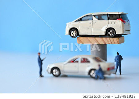Vehicle inspection, vehicle maintenance, repair, sales, and purchase (image) Vehicle inspection, vehicle maintenance, repair, sales, and purchase (image) 139481922