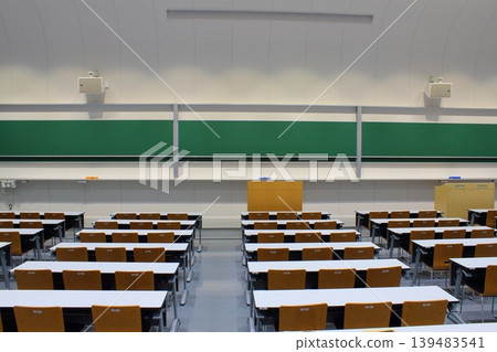 大學禮堂 大學禮堂 139483541