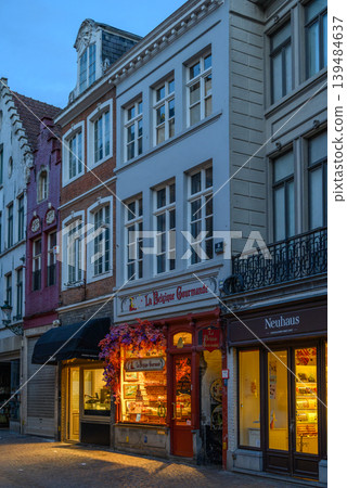 Historical Old Town and UNESCO World Culture Heritage site of Bruges in West Flanders, Belgium Historical Old Town and UNESCO World Culture Heritage site of Bruges in West Flanders, Belgium 139484637