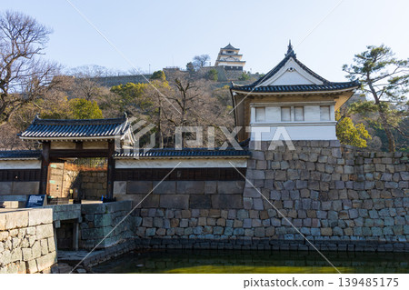 冬日里的丸龜城，位於香川縣丸龜市，是日本百大城堡之一。 139485175