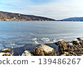 Lake Suwa is frozen over. 139486267