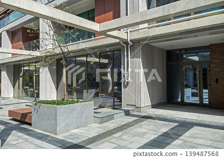 Entrance to modern office building 139487568