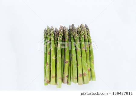 Fresh asparagus Fresh asparagus 139487911