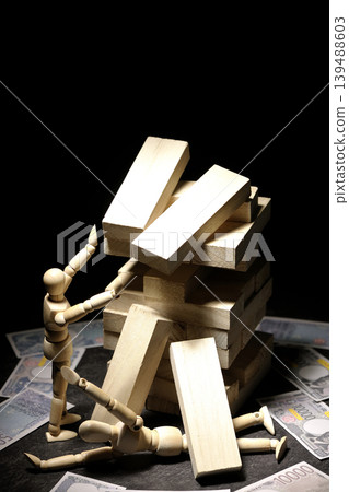 Balance game, money, and drawing mannequin Balance game, money, and drawing mannequin 139488603