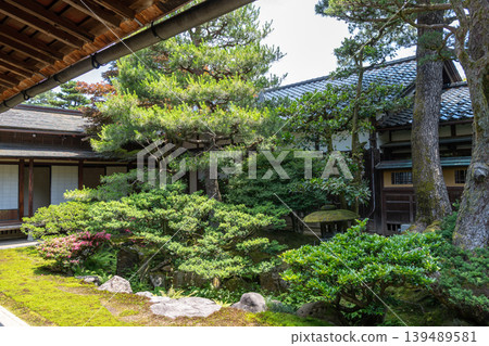 Traditional garden view at Seisonkaku Villa in Kenroku-en Kanazawa Traditional garden view at Seisonkaku Villa in Kenroku-en Kanazawa 139489581