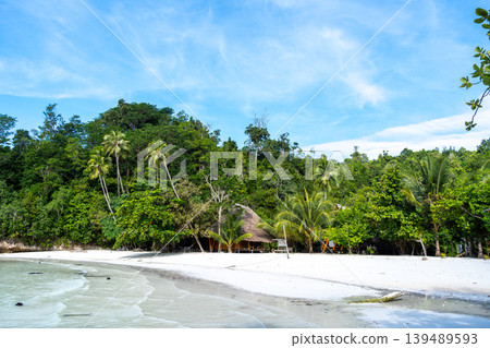 Paradise bay at Lia beach, Waleakodi Island, Togian archipelago, Sulawesi, Indonesia Paradise bay at Lia beach, Waleakodi Island, Togian archipelago, Sulawesi, Indonesia 139489593