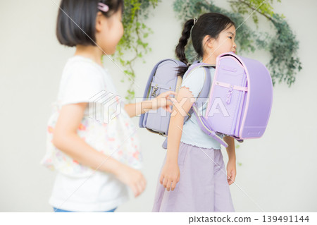 小學女生 139491144