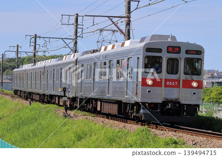8500 series red stripe running on Kodomonokuni Line 8500 series red stripe running on Kodomonokuni Line 139494715