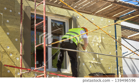 Detail of Exterior Wall Plastering and Thermal Insulation Installation Detail of Exterior Wall Plastering and Thermal Insulation Installation 139496596