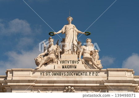 Sculptures on Rua Augusta Arch in Lisbon, Portugal 139498071