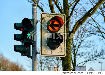 Traffic signal at sunset 139499490