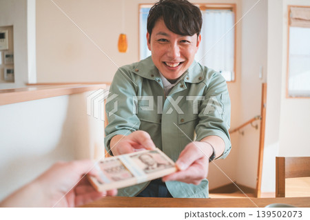 40多歲的工人 40多歲的工人 139502073
