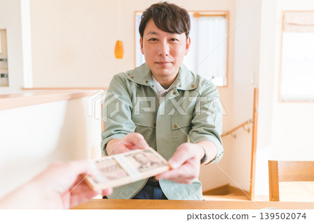 40多歲的工人 40多歲的工人 139502074