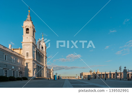 Almudena Cathedral Courtyard and Gate View in Madrid Spain Almudena Cathedral Courtyard and Gate View in Madrid Spain 139502991