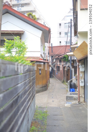 narrow back alley narrow back alley 139504052