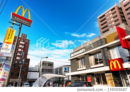 福岡縣福岡市中央區麥當勞藥局店 福岡縣福岡市中央區麥當勞藥局店 139505687