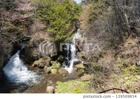 Ryuzu Falls (Oku-Nikko) Ryuzu Falls (Oku-Nikko) 139509654