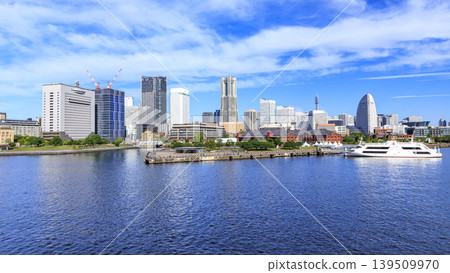 Minato Mirai seen from the large pier Minato Mirai seen from the large pier 139509970