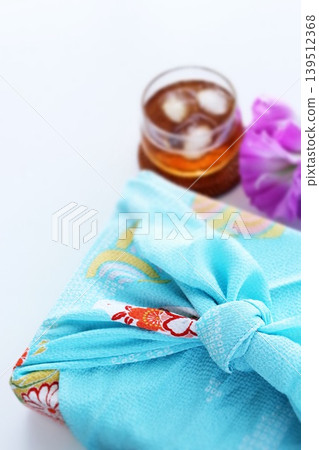 blue furoshiki 139512368