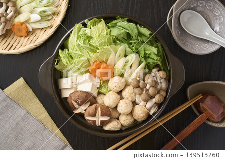Chicken ball hot pot Chicken ball hot pot 139513260