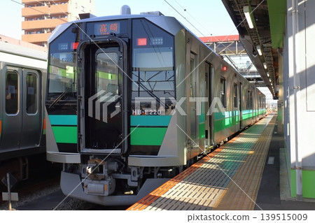 八公線 HB-E220 系列(非電氣化段:駒川 ⇔ 高崎) 八公線 HB-E220 系列(非電氣化段:駒川 ⇔ 高崎) 139515009