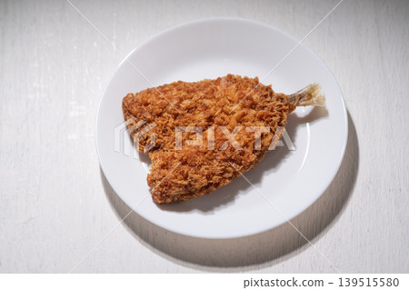 炸竹莢魚圖片 炸竹莢魚圖片 139515580