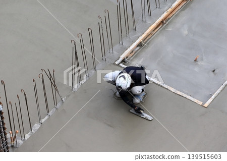 Leveling after concrete pouring (floor work) - Image Leveling after concrete pouring (floor work) - Image 139515603